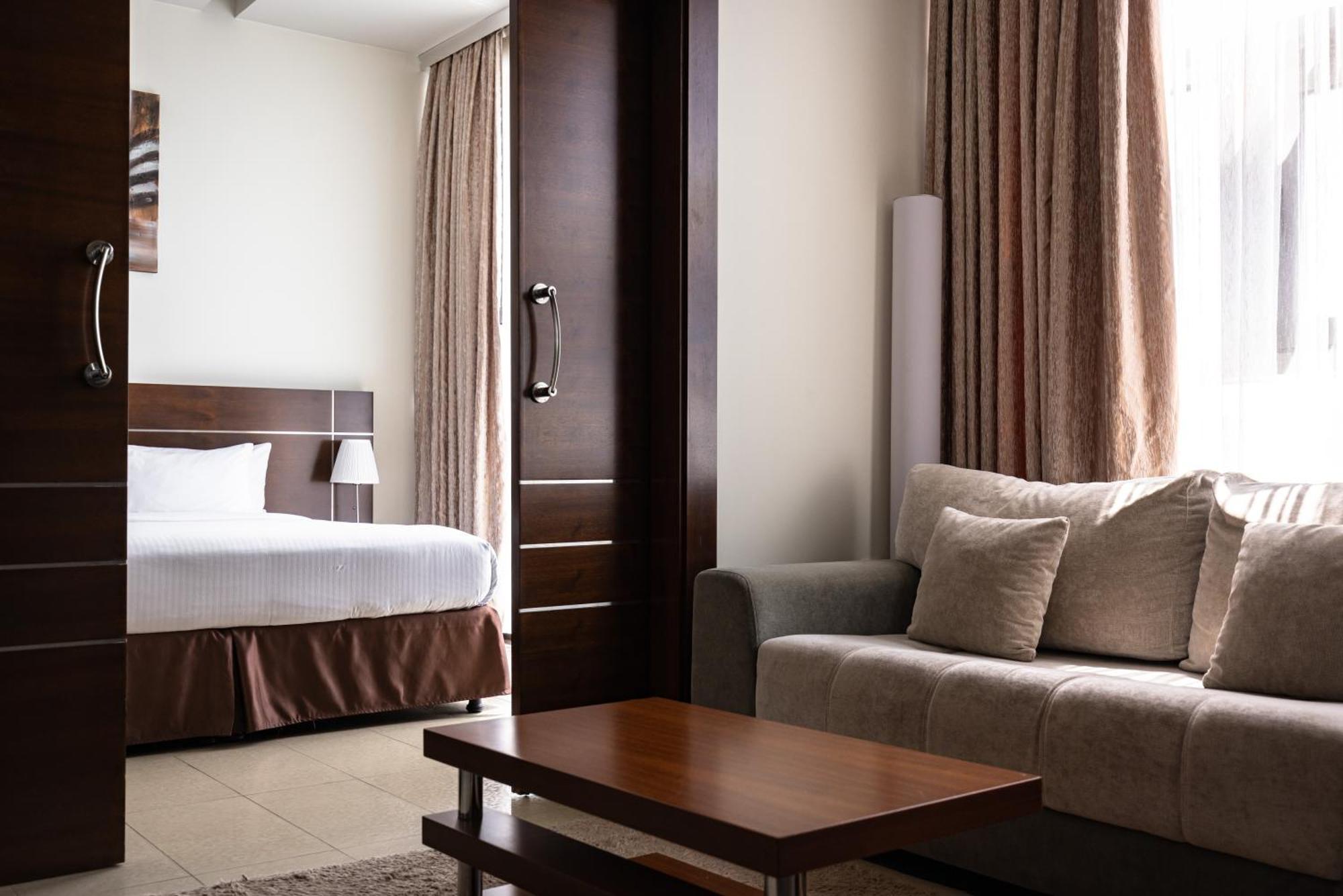 Palmeiras Suite Hotel لواندا المظهر الخارجي الصورة